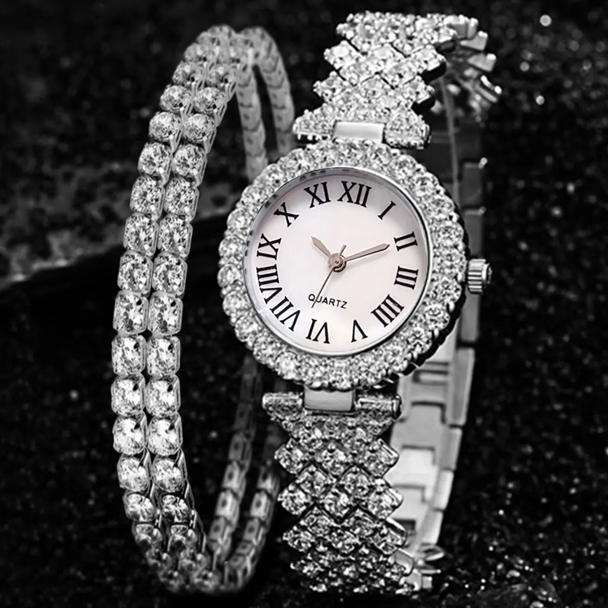 Fashion Bling Full Rhinestone Diamond Luxury Iced Out Women's Quartz Diamond Bracelet Watch With Bracelet Set