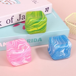 Juguetes Sensoriales Antiestrés Jy Squeeze, Juguetes Blandos para Aliviar el Estrés, Divertidos Cubos de Hielo Coloridos, Pelotas Antiestrés - Product Image 1