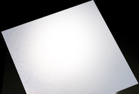 Feuille de diffusion en PC blanc laiteux à haute transmission lumineuse, diffuseur de lumière LED pour la décoration