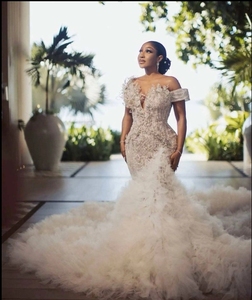 ชุดแต่งงานแบบเปิดไหล่ประดับด้วยลูกปัดระยิบระยับ แต่งระบาย ชุดเจ้าสาวแขนสั้นผ้าลูกไม้ - Product Image 1