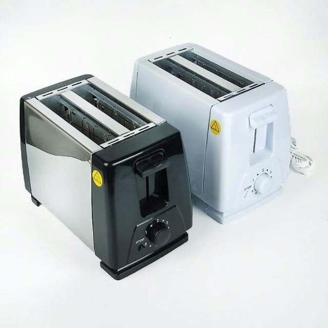 Stainless Steel 2-Slice Electric Sandwich Maker - Image 2