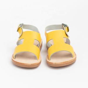 Sandales de plage mignonnes pour bébés filles, chaussures de plage Super mignonnes, en cuir plat avec sangle en T, pour enfants en bas âge - Product Image 4