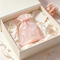 Pochette à bijoux en organza de luxe avec logo personnalisé, sac cadeau en maille haute densité avec cordon de serrage pour emballage de cosmétiques en boutique
