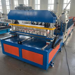 Machine de formage à froid de panneaux de toiture trapézoïdaux en tôle de <span class=keywords><strong>fer</strong></span> IBR haute vitesse 840, machine de formage à froid IBR <span class=keywords><strong>avec</strong></span> coupeur non-stop - Product Image 1