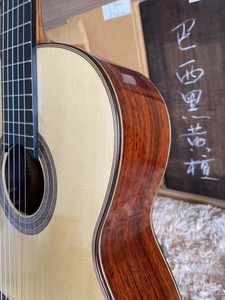 K-910 2005 Custom All-Solid <strong>Wood</strong> Classical Guitar 39 Inch Cocobolo with Alluring All-Solid <strong>Wood</strong> Construction - Product Image 4