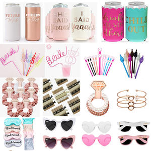 Artículos para Despedida <span class=keywords><strong>de</strong></span> <span class=keywords><strong>Soltera</strong></span>, Bolsa <span class=keywords><strong>de</strong></span> Cosméticos Color Menta, Scrunchies, Pantuflas, Banda, <span class=keywords><strong>Camisetas</strong></span>, Vasos, Fundas para Latas, Set <span class=keywords><strong>de</strong></span> Regalos para Damas <span class=keywords><strong>de</strong></span> Honor - Product Image 3