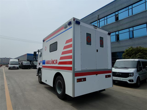 รถบรรทุกชักแมน 4x2/4x4 แบบห้องโดยสารทรงสี่เหลี่ยม สำหรับขนส่งผู้ป่วย รถพยาบาลกู้ภัยฉุกเฉิน - Product Image 4