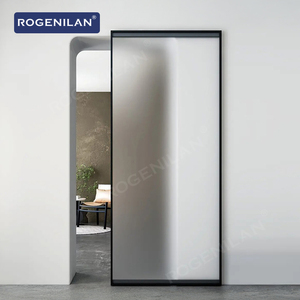 Sistema scorrevole invisibile in alluminio Rogenilan per porte a scomparsa senza binari, porte in vetro con telaio in metallo e chiusura ammortizzata - Product Image 3