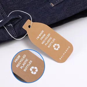 Etiquetas de ropa de lujo en relieve Impresión personalizada Etiquetas colgantes de cartón para ropa Logotipo propio