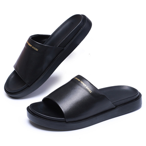 Tongs en cuir véritable pour hommes, collection été 2025, antidérapantes, <span class=keywords><strong>semelle</strong></span> souple, sandales de plage décontractées, claquettes d'extérieur, échantillon gratuit - Product Image 2