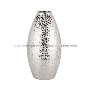 Affordable Wholesale Metal Flower <b>Vases</b> and Planters for Home and Office Decor High Quality Metal Flower <b>Vases</b> Homeware Planters - Product Image 4