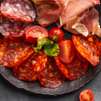 Bon prix final Fabricant italien prêt à l'emploi 500 g de salami tranché salame épicé Napoli mouture grossière