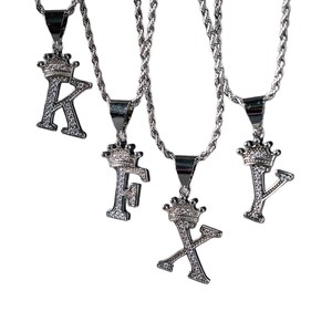 Collar Hip Hop para Hombre con Colgante de Corona y Letra, Zirconia, Aleación de Zinc, Joyería de Regalo, Colgantes Temáticos Únicos y Modernos - Product Image 5