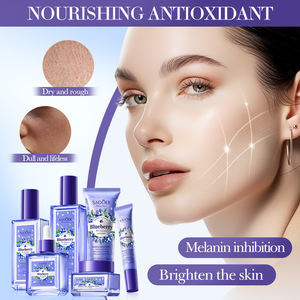 Set per la Cura della Pelle OEM ODM con Maschera Viso al Collagene e Mirtillo Anti-Età, Idratante, Anti-Rughe e Sbiancante - Product Image 5