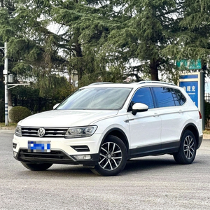 Volkswagen <span class=keywords><strong>Tiguan</strong></span> L 330TSI DSG Comfort Edition <span class=keywords><strong>2018</strong></span> d'occasion, SUV essence 186 ch 320 Nm, spacieux pour la famille, très demandé - Product Image 1