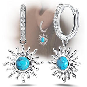 Boucles d'oreilles pendantes en argent tibétain avec pierre turquoise sertie clos, bijoux de fête bohèmes pour femmes, boucles d'oreilles tendance - Product Image 1