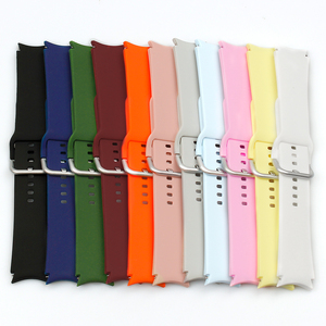 Bracelet de montre de sport en silicone réglable RYB, bracelet de remplacement pour Samsung <span class=keywords><strong>Galaxy</strong></span> <span class=keywords><strong>Watch4</strong></span> <span class=keywords><strong>Classic</strong></span> 46 mm/<span class=keywords><strong>Classic</strong></span> 42 mm 40 mm - Product Image 4