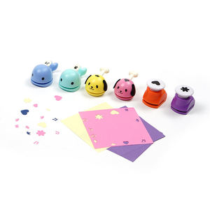 <span class=keywords><strong>Precio</strong></span> <span class=keywords><strong>de</strong></span> fábrica DIY diferentes <span class=keywords><strong>papel</strong></span> <span class=keywords><strong>de</strong></span> álbum <span class=keywords><strong>de</strong></span> recortes artesanía perforadora Mini perforadoras <span class=keywords><strong>de</strong></span> <span class=keywords><strong>papel</strong></span> - Product Image 6