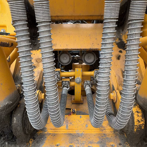 Original Engine & Breaking <b>Hammer</b> Included, Nearly New LonKing LG6205 20 Ton Used Crawler Hydraulic Excavator - Product Image 5