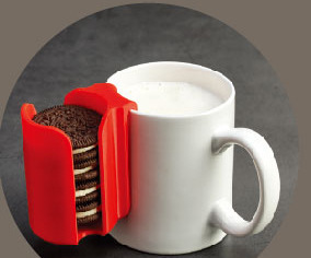 Multifunctional Camping Snack Box Cookie Holder Mug with Storage <b>Stand</b> Plastic Cup Side Organizer Freshness-sealing - Product Image 6