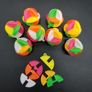 ของเล่นแคปซูลตัวต่อเพื่อการศึกษาแบบทำมือลูกบอล3D มหัศจรรย์สีสันสดใสเกมประกอบพลาสติกสำหรับเด็ก