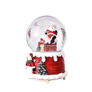 Grosir Natal Resin Santa Claus Salju Manusia Salju Globe dengan Cahaya Musik Hadiah Natal