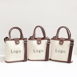 Sac fourre-tout unisexe 2025 – Nouveauté tendance : Sac en toile patchwork imprimé dessin animé, capacité 3L+, toutes saisons, fermeture à loquet en polyester - Product Image 1