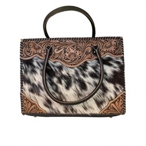 Bolso de Mano de Cuero Genuino para Mujer, Diseño Animal, Decorado con Perlas, Cierre de Cremallera Impermeable, Detalle de Cadena Lateral, para Uso Diario - Product Image 3