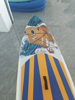 Vente flash Planche de surf souple en mousse IXPE 9'0 avec logo personnalisable pour débutants en eaux offshore, mousse EPS, bois, ailerons en EVA pour enfants