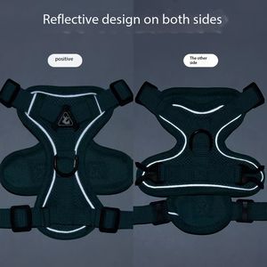 Vente en gros Gilet pour chien réfléchissant respirant avec harnais pour animaux de compagnie en tissu de maille doux de style luxe avec sangle de poitrine et laisse - Product Image 4