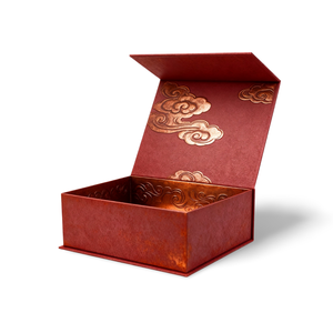 Gilded Box Durable Kraft for <strong>Valentine</strong> <strong>S</strong> Day Favor <strong>Chocolate</strong> Box With Glossy Coating Reusable Easy to Assemble Stackable - Product Image 4