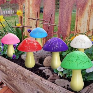 <span class=keywords><strong>Lampe</strong></span> LED <span class=keywords><strong>solaire</strong></span> étanche IP65 à succès pour extérieur, motif champignon, pour pelouse, avec fonctionnement 1 à 8 - Product Image 3
