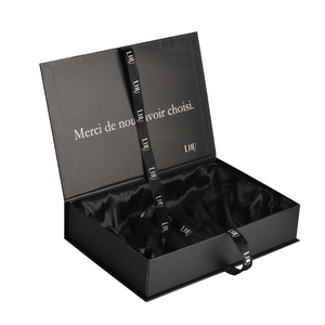 Wholesale Custom Logo Luxury Black Wig Hair Extensions Packaging Boxes Clothing Magnetic Paper Packaging Gift Box