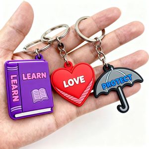 حلقة مفاتيح مطاطية ناعمة ولطيفة ملونة من البي في سي مع شعار ترويجي مخصص، سلسلة مفاتيح سيليكون مخصصة ثلاثية الأبعاد - Product Image 5