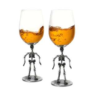 Fabrication en gros de verres à vin rouge en alliage de zinc avec logo personnalisé, pied en métal poli, motif squelette - Product Image 1