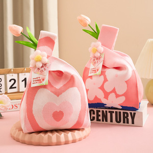 Bolsa de Regalo para el Día de la Mujer 2026, Año del Caballo, Bolsa de Recuerdo del Día Internacional de la Mujer, Bolsa Tejida a Mano de la Suerte, Venta al por Mayor - Product Image 3