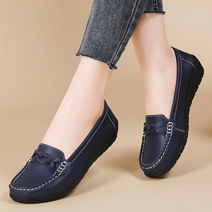 Nuevos Mocasines de Enfermera para Mujer 2025 del Fabricante Directo, Zapatos Planos Casuales sin Cordones para Mamá con Suela de Goma, Moda Sólida de Otoño - Product Image 3