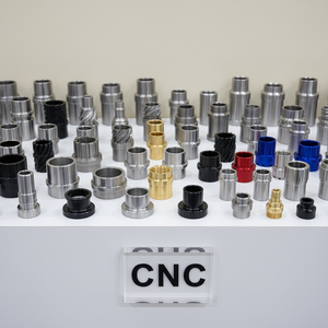 Pièces tournées CNC en aluminium sur mesure, pièces en aluminium usinées CNC, pièces en laiton, titane, acier inoxydable, service d'usinage CNC 5 axes - Product Image 1