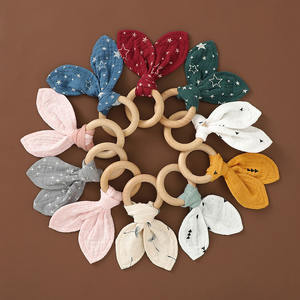 Nouveau-né Cadeau Bois <span class=keywords><strong>Anneau</strong></span> <span class=keywords><strong>de</strong></span> <span class=keywords><strong>Dentition</strong></span> <span class=keywords><strong>de</strong></span> <span class=keywords><strong>Dentition</strong></span> En Bois <span class=keywords><strong>De</strong></span> Hêtre Jouet <span class=keywords><strong>Lapin</strong></span> <span class=keywords><strong>Oreille</strong></span> Jouet - Product Image 6