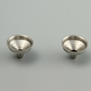 Mini embudo de acero inoxidable, 36x25x9mm, para aceite de vino, uso doméstico, herramientas de barra - Product Image 2
