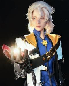 วิกผมคอสเพลย์อัลเบโด้จากเกม Genshin Impact สำหรับผู้ชาย รุ่น Ainizi New Arrival ขนาด 35 ซม. ทำจากเส้นใยสังเคราะห์สีฟลักซ์ ทนความร้อน - Product Image 2