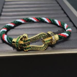 Bracelet de luxe pour femme en or rose PT900 plaqué zircon avec fermoir fer à cheval et cordon rouge tressé, idéal pour les fêtes d'anniversaire - Product Image 2