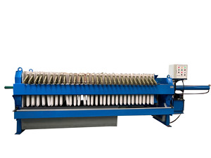 Presse à filtre ACMECO pour le traitement des eaux usées, équipement hydraulique de déshydratation des boues, cuve sous pression, 30 plaques filtrantes - Product Image 3