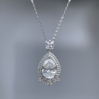 Pendentif goutte d'eau en moissanite de 6 carats de forme spéciale, en argent sterling S925 plaqué rhodium, incrusté d'une chaîne croisée de 10x14 mm