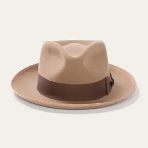 Werkslieferung Herren und Damen Jazzmütze 9 cm Kante groß Zwei-Töne gewickelte Kante Panama flache Filmhüte mit Schleife