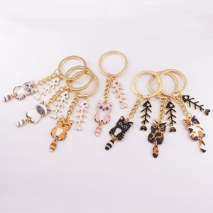 Llaveros de Gato de Dibujos Animados Súper Lindos 2026, Llaveros Divertidos para Mujer con Adorno de Gato y Espina de Pescado en Metal Dorado - Product Image 1
