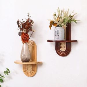 Estantes flotantes bohemios de arco arcoíris de pared de madera y ratán para soporte de plantas - Product Image 3