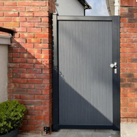 Porte d'entrée en acier et aluminium, personnalisable avec ouverture coulissante, pour prévenir le vent et l'isolation phonique