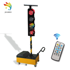 Semaforo Mobile portatile Wireless solare <span class=keywords><strong>a</strong></span> quattro luci da 200mm <span class=keywords><strong>a</strong></span> un lato all'incrocio di costruzione - Product Image 4