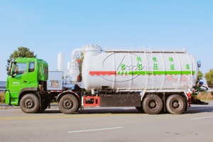 30Cubic Tanker EV Model Coal Yard <b>Dust</b> Handling Truck Vacuum Suction Pressure Truck For Coal Ash Transportation - Product Image 5